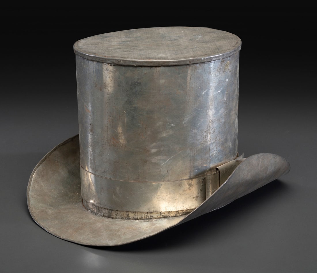 A 10th Anniversary Tin Top Hat (1 of 4)