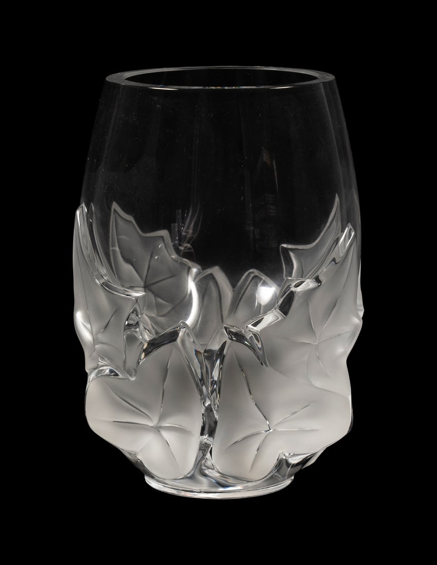 A Lalique Hedera Vase (1 of 3)