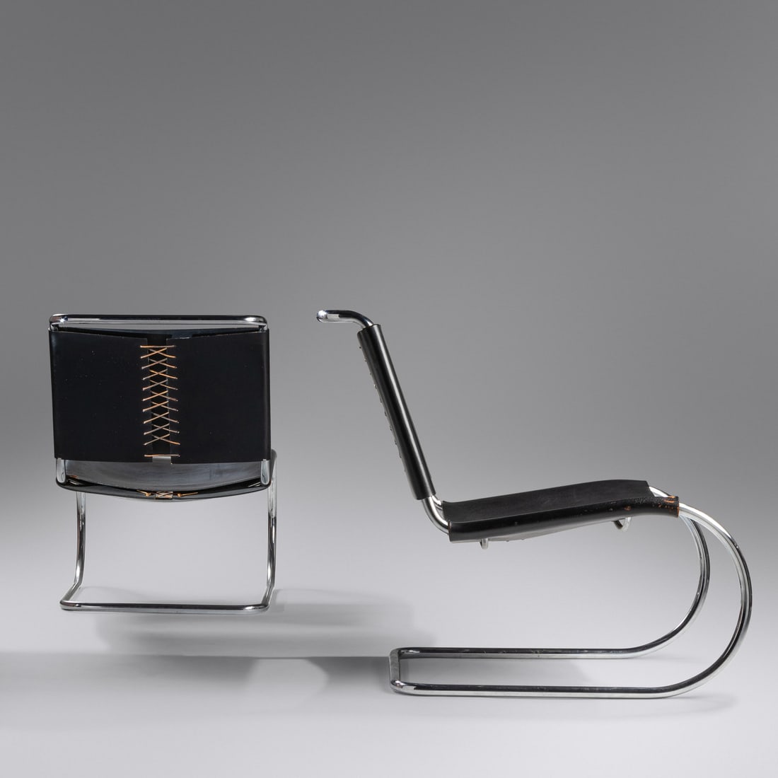 Ludwig Mies van der Rohe  (1886-1969) Pair of MR 30/5 Lounge Chairs Knoll, USA (1 of 2)