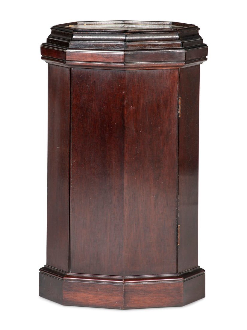 A Federal Style Sailor's Valentine Inset Mahogany Octagonal Pot Cupboard (1 of 4)