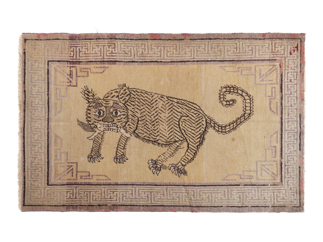 A Chinese Wool Rug (1 of 2)