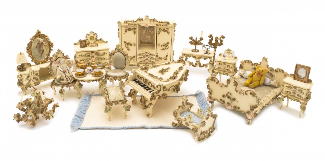 A Collection of Louis XV Style Doll Furniture, Hei: A Collection of Louis XV Style Doll Furniture, comprising a candelabrum, 4 chairs, a bench, a chandelier, vanity table, a piano, a mirror, a circular table, a pair of candlesticks, a telephone, 13 doi