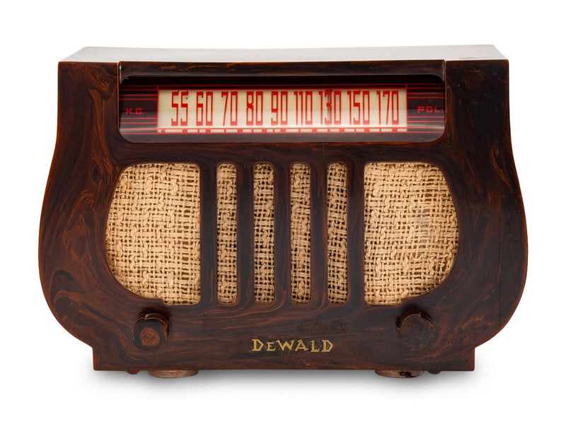 A Dewald A501 Harp Radio (1 of 4)
