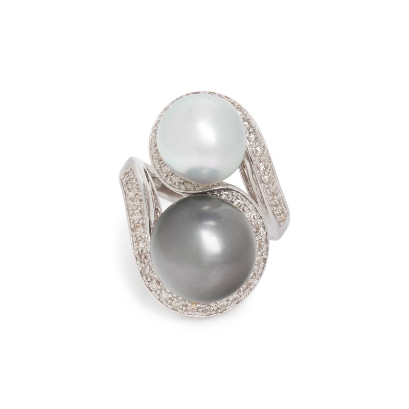 CULTURED PEARL AND DIAMOND RING (1 of 3)