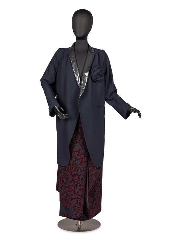 Comme des Garçons Jacket and Skirt, 1991-96: Comme des Garçons Jacket and Skirt, 1991-96 Alicia Simeran was born in Mendoza, in the heart of Argentina’s wine country. While attending Catholic school, Alicia’s mother helped h