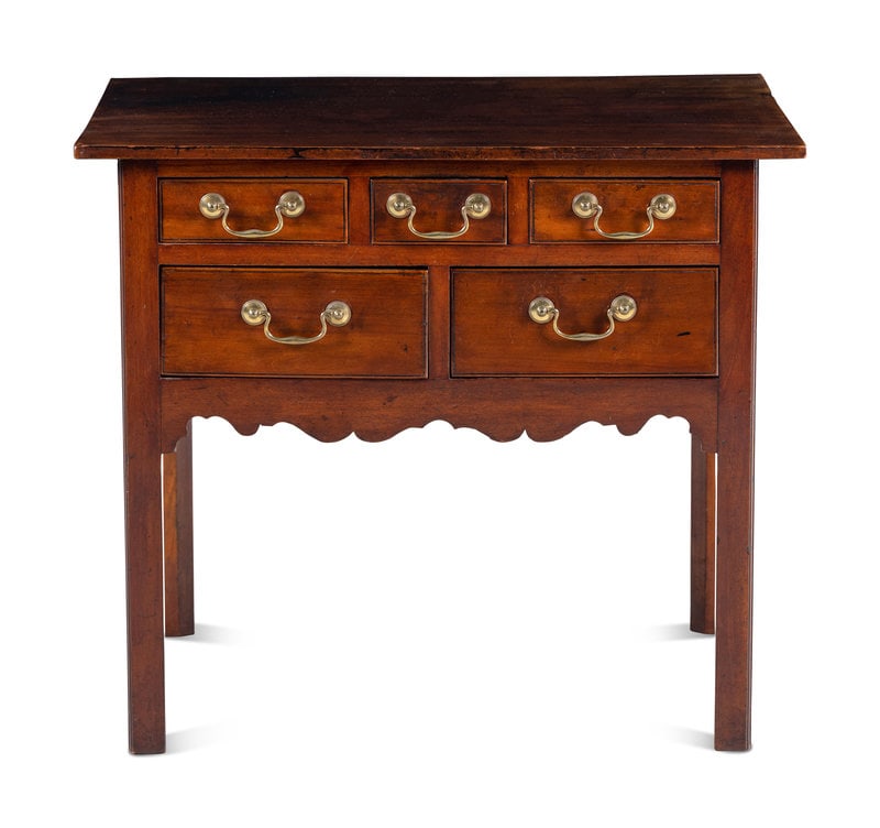 A George III Mahogany Dressing Table (1 of 5)
