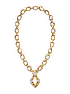 R. STONE, YELLOW GOLD AND DIAMOND CONVERTIBLE NECKLACE: R. STONE, YELLOW GOLD AND DIAMOND CONVERTIBLE NECKLACE Consisting of textured oval links and removable pendant containing round brilliant cut diamonds weighing approximately 6.50 carats total, convert