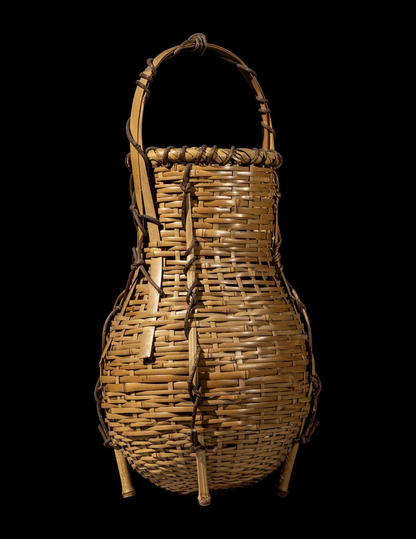 A Japanese Ikebana Bamboo Basket (1 of 4)