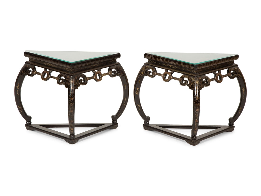 A Pair of Chinese Black and Gilt Lacquer Corner Tables (1 of 12)