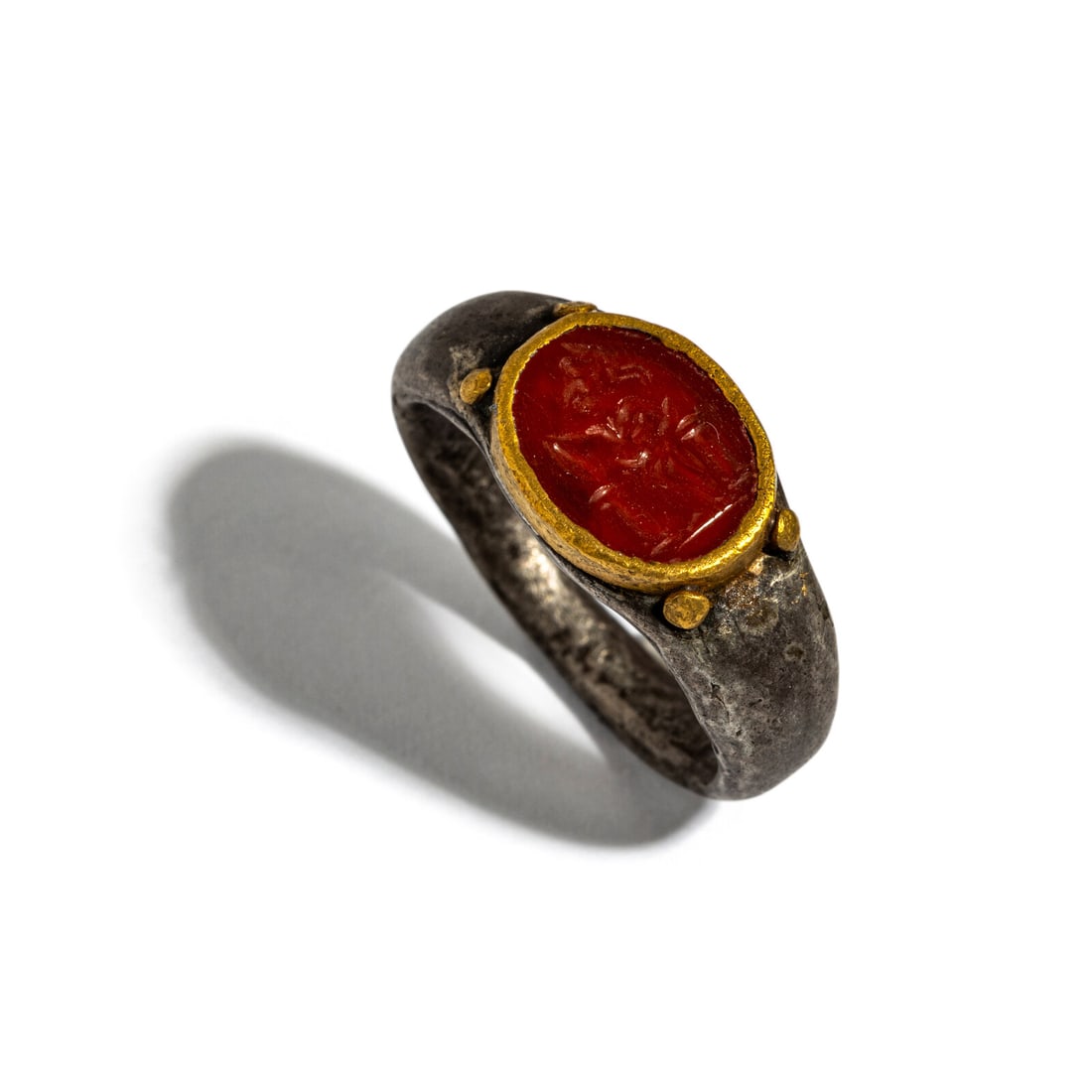 A Roman Gilt-Silver and Carnelian Finger Ring with the Goddess Minerva (1 of 4)
