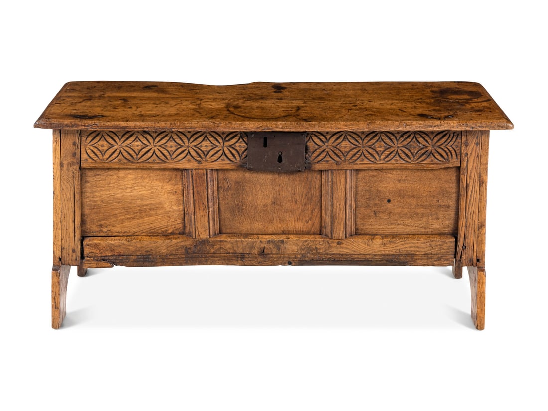 A William and Mary Oak Coffer (1 of 4)