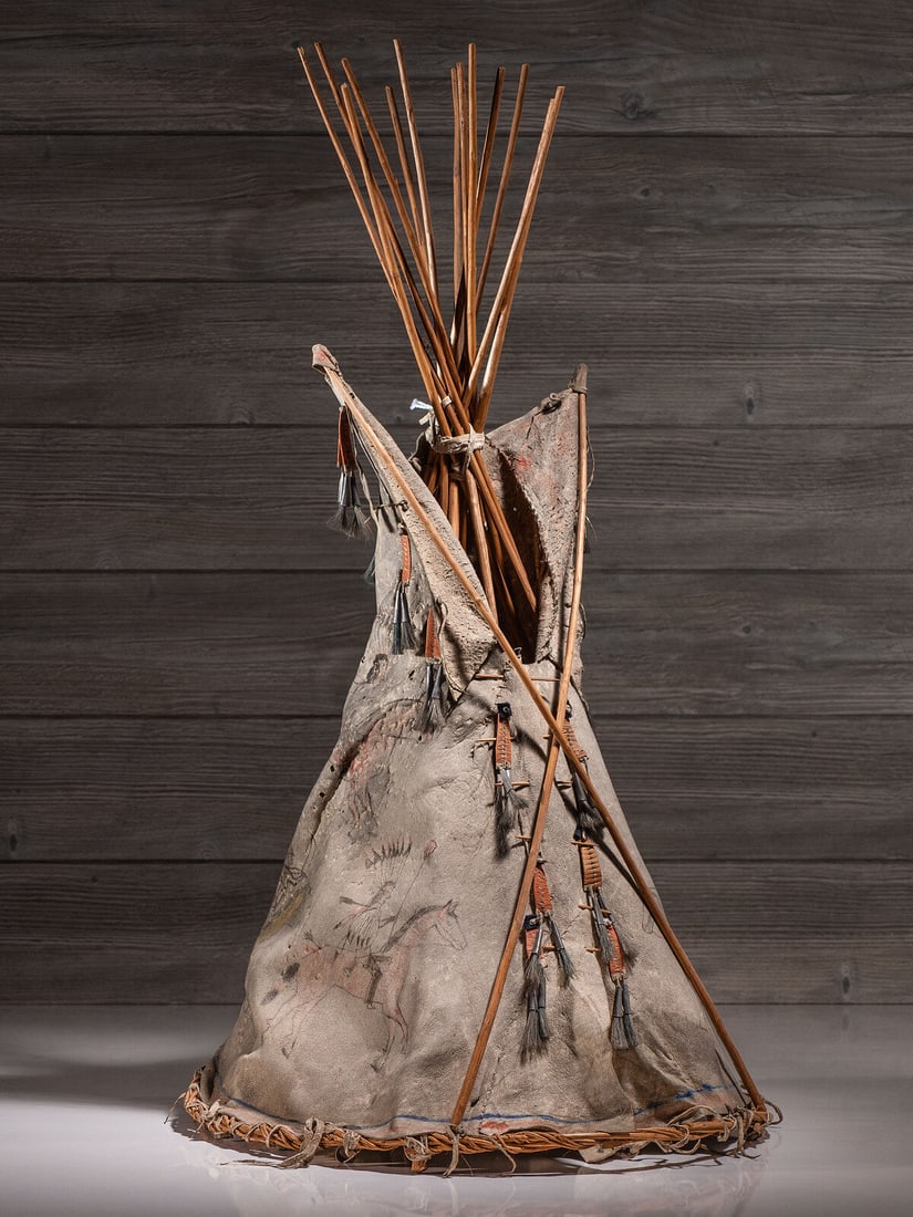 Sioux Painted Hide Model Tipi (1 of 10)
