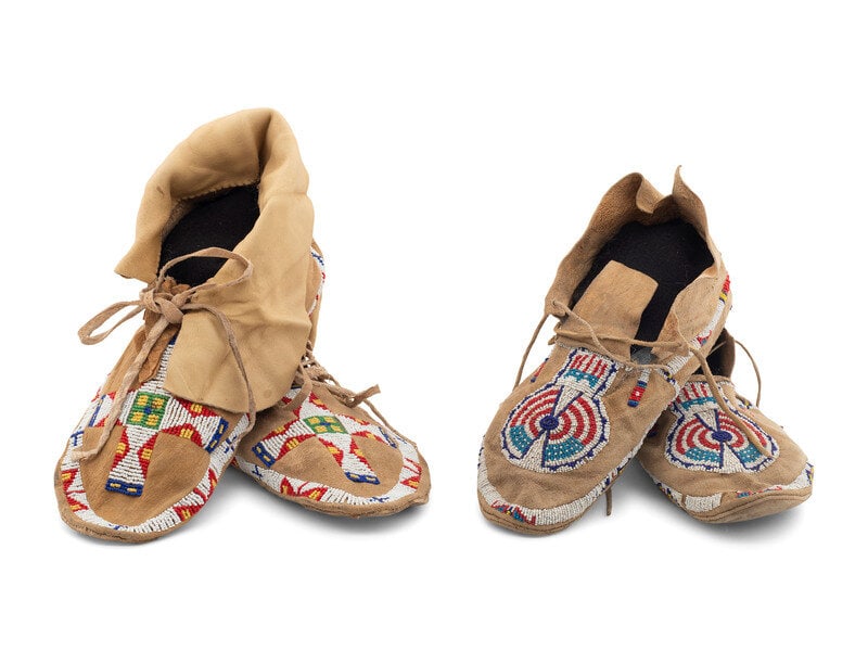 Cheyenne Beaded Hide Moccasins (1 of 5)