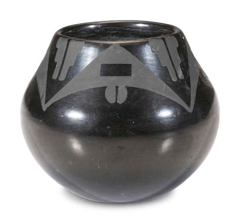Maria Martinez and Popovi Da
(San Ildefonso, 1887-1980 / 1923-1971)
Blackware Pottery Jar, with Gunm (1 of 4)