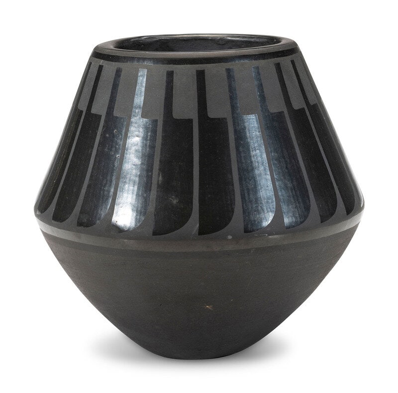 Crucita Calabaza, Blue Corn
(San Ildefonso, 1921-1999)
Blackware Pottery Jar, with Repeating Feather (1 of 5)