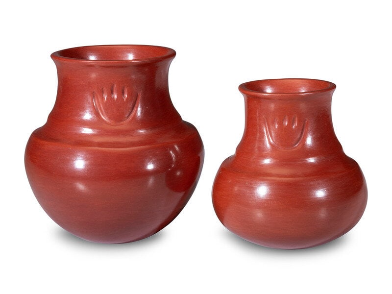 Sharon Naranjo Garcia
(Santa Clara, b. 1951)
Pair of Redware Pottery Jars, with Bear Paws (1 of 4)
