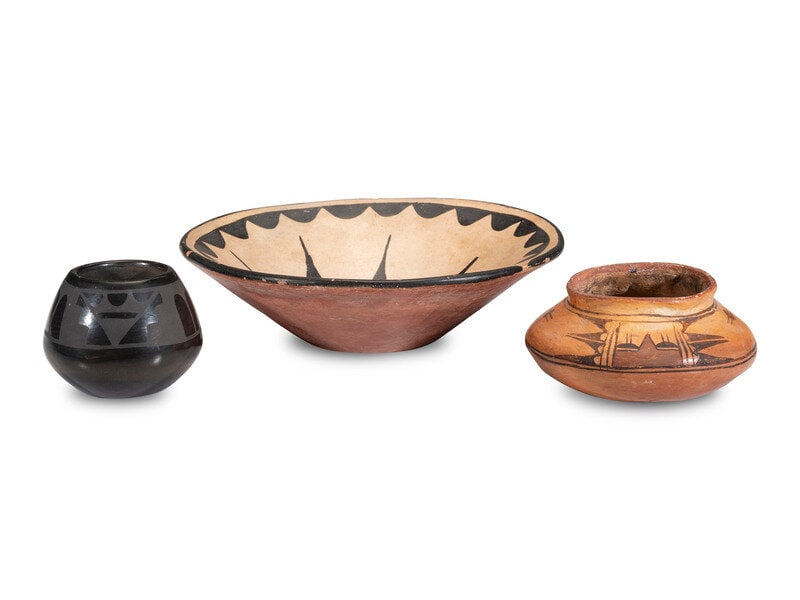 Assorted Pueblo Pottery (1 of 5)