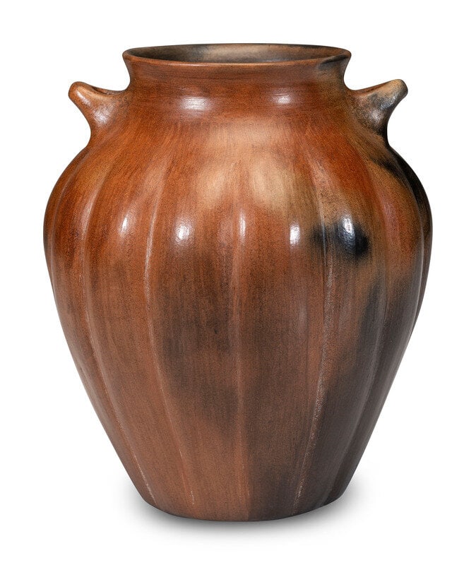 Samuel Manymules
(Diné, b. 1963)
Fluted Pottery Jar (1 of 5)