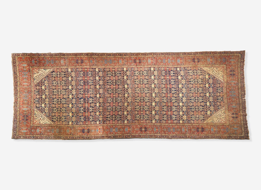 A Fereghan Kellei Carpet (1 of 4)