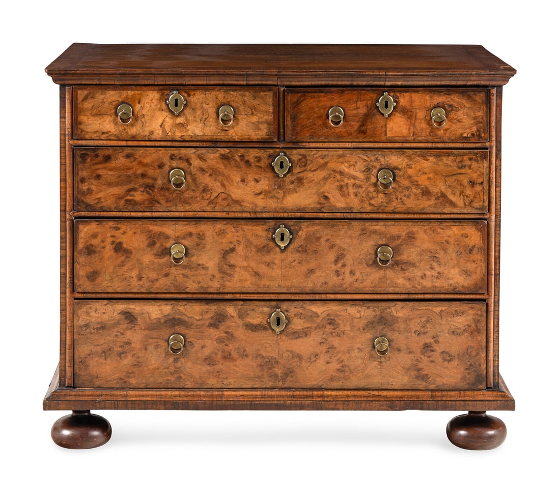 A George II Walnut Chest of Drawers (1 of 5)
