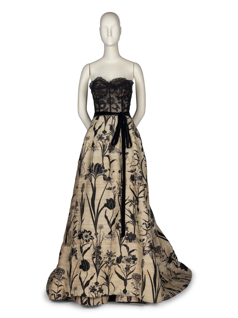 OSCAR DE LA RENTA GOWN (1 of 3)