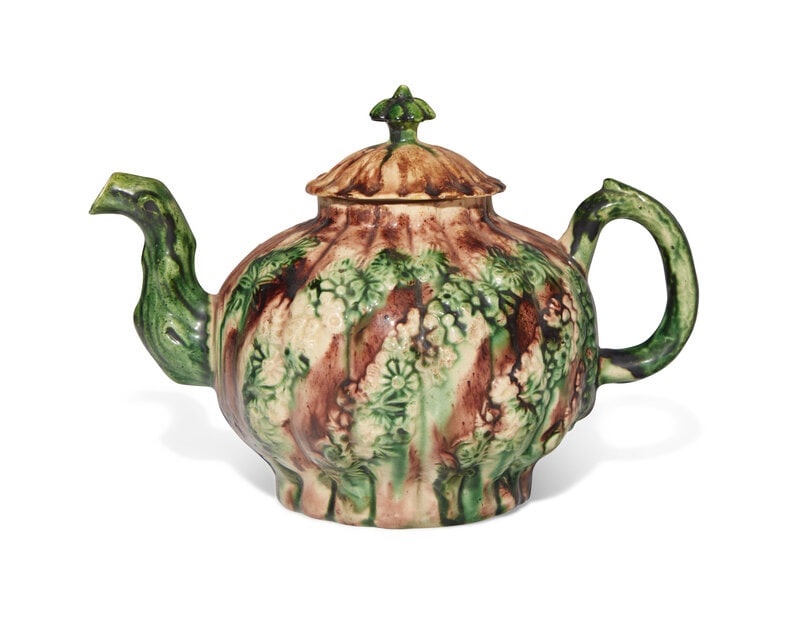 An English Lead Glazed Earthenware Teapot (1 of 3)