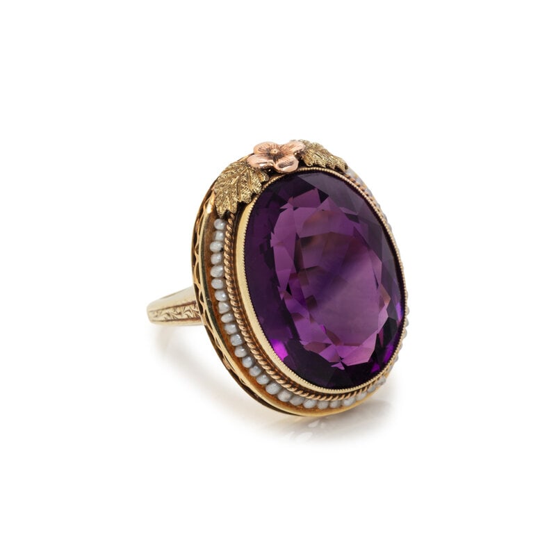 AMETHYST AND BICOLOR GOLD RING (1 of 3)