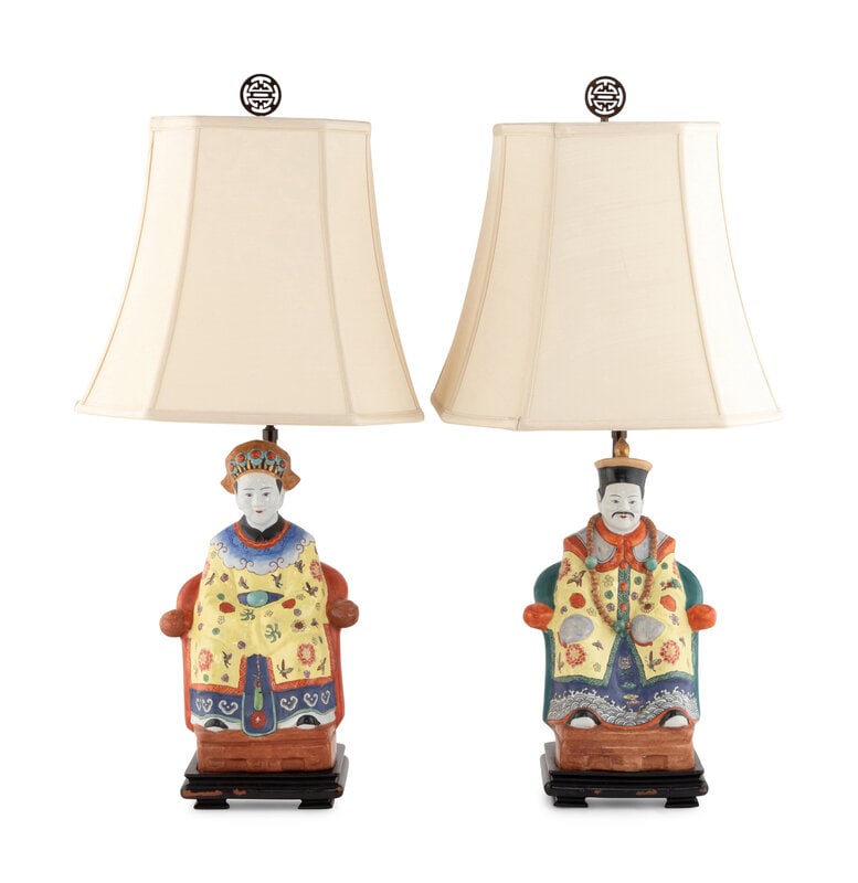 A Pair of Chinese Export Porcelain Figures Mounted as Lamps with Shades (1 of 2)