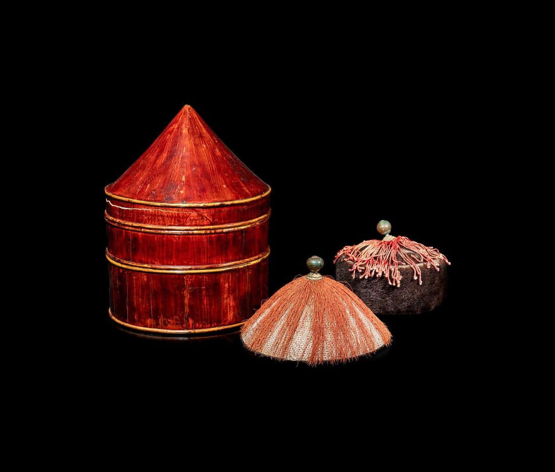 Two Manchu Official's Court Hats and a Storage Case, Qing Dynasty 清 冬夏官 (1 of 9)