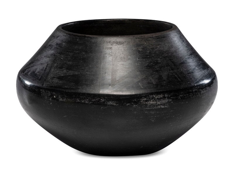 Maria Martinez
(San Ildefonso, 1887-1980)
Blackware Pottery Jar1923-1925 (1 of 4)