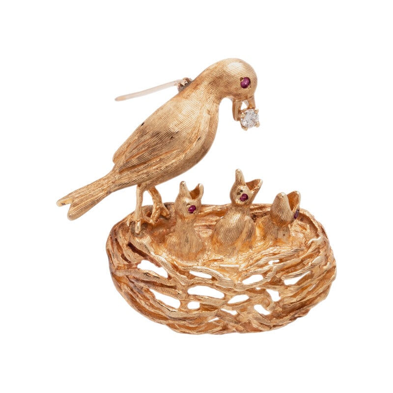 YELLOW GOLD AND MULTIGEM BIRD NEST BROOCH (1 of 2)