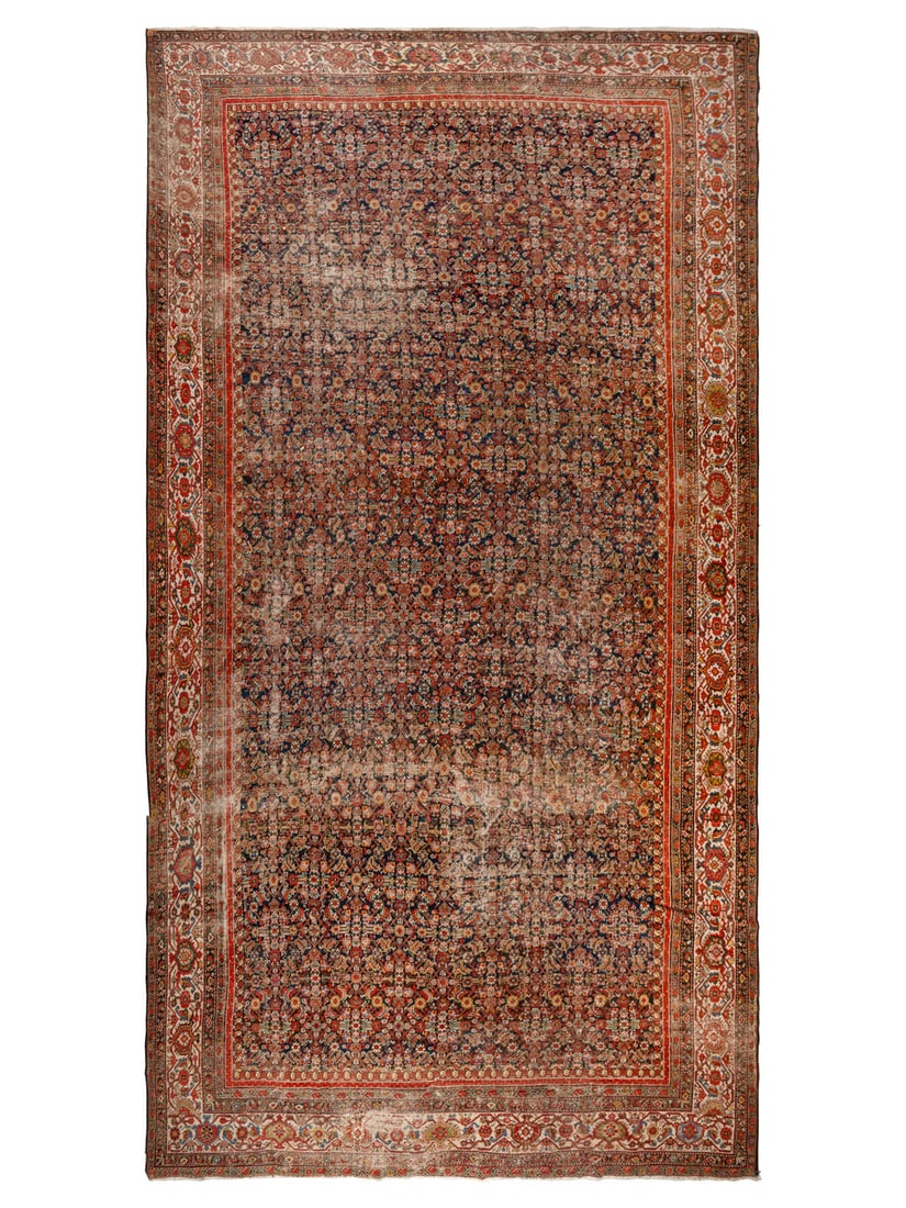 A Mahal Wool Rug (1 of 3)