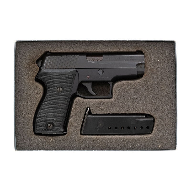 *Sig Sauer P6 in Box: *Sig Sauer P6 in Box 9mm Para. 3.9" barrel length. SN: M643611. Parkerized metal finish with black anodized frame mounting checkered black synthetic grips with two-dot factory sights. Short recoil ope