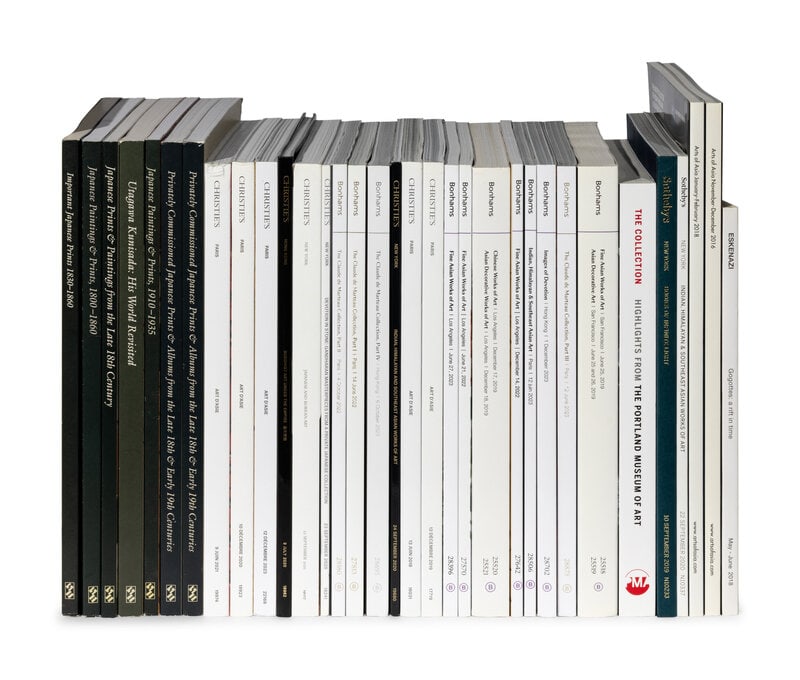 [CATALOGUES] a group of dealers and auction catalogs about Asian Works of Art, comprising:: [CATALOGUES] a group of dealers and auction catalogs about Asian Works of Art, comprising: 亚洲艺术图录33册，含： -SOTHEBY'S NEW YORK. Bodie