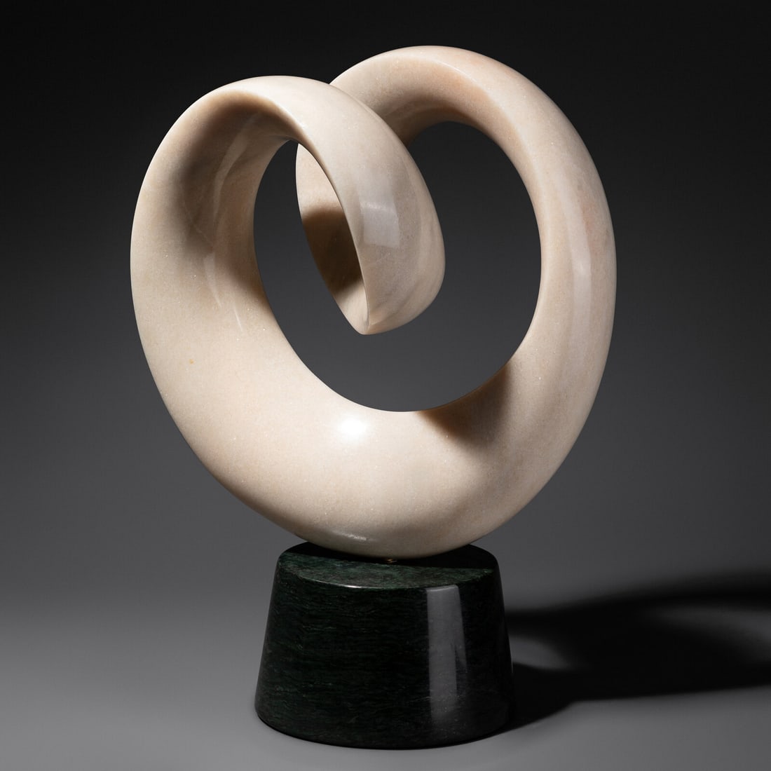 Richard Erdman (American, b. 1952) Eleos sculpture, 1997: Richard Erdman (American, b. 1952) Eleos sculpture, 1997 marble 21½ h × 15 w × 10 d in (55 × 38 × 26 cm) This lot is located in Chicago.