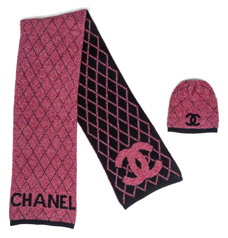 Chanel Knit Cap and Scarf Set (1 of 3)