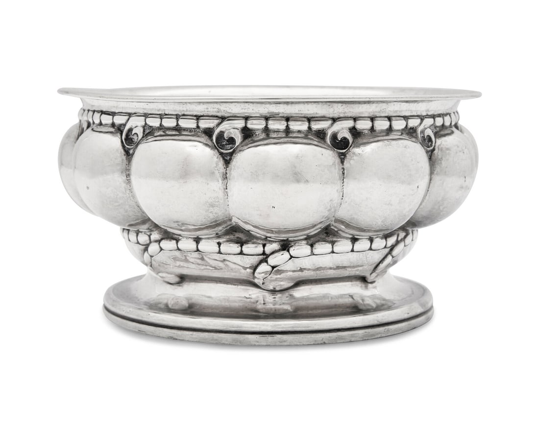 A Georg Jensen Silver Melon Centerpiece Bowl (1 of 2)
