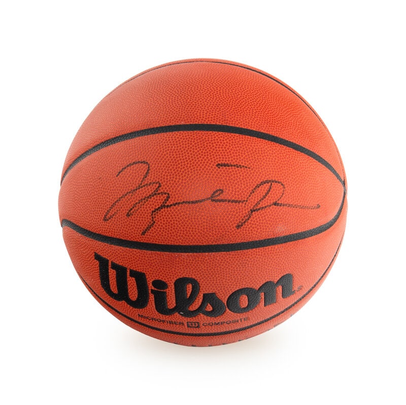 A Michael Jordan Signed Autograph Basketball (Beckett Authentication Services) (1 of 4)