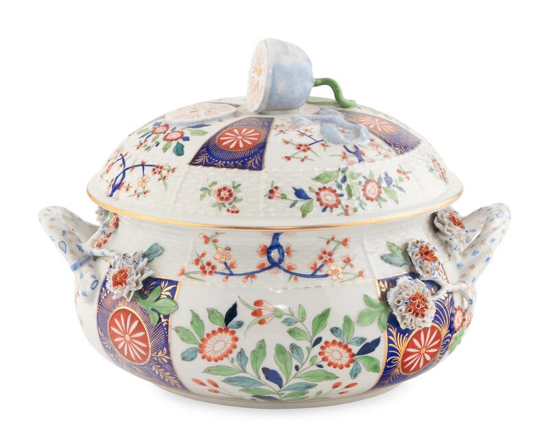 A Herend Porcelain Tureen (1 of 4)