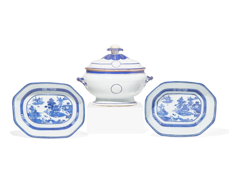 Three Chinese Export Porcelain Table Articles (1 of 3)