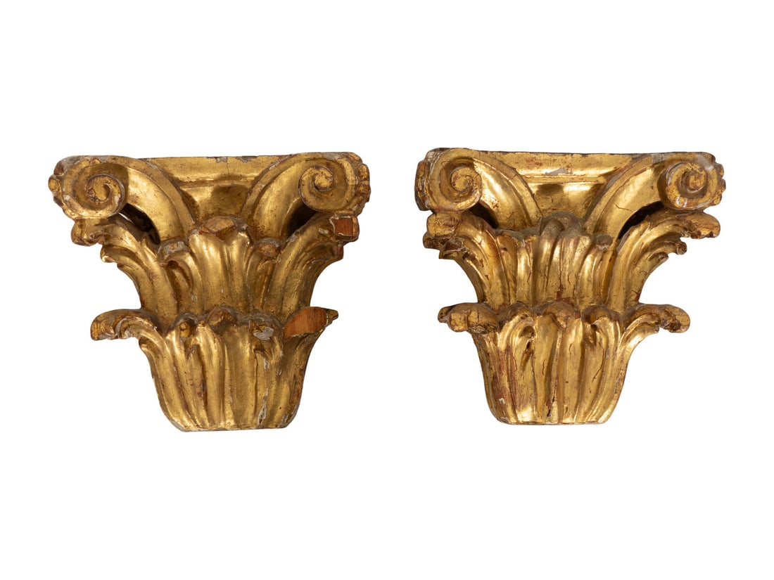 A Pair of Continental Giltwood Corinthian Capital Wall Brackets (1 of 2)