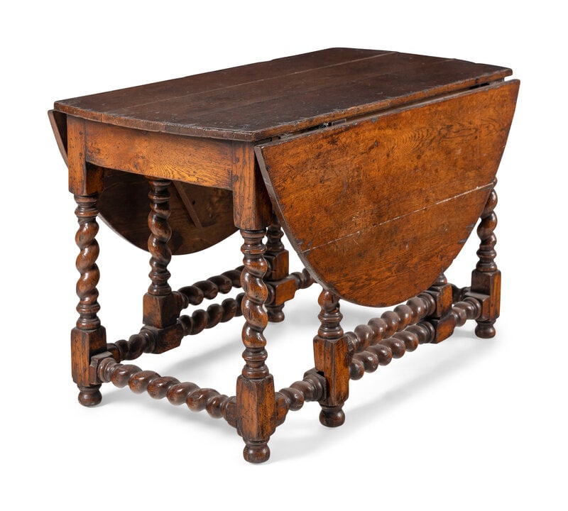 A William and Mary Style Oak Drop-Leaf Table (1 of 2)