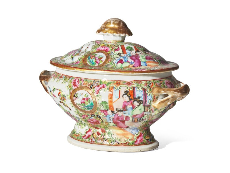 A Chinese Export Porcelain Rose Medallion Covered Tureen (1 of 2)