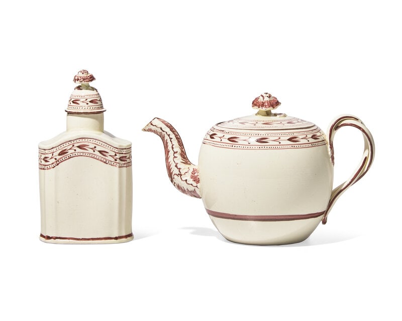 A Wedgwood Creamware Teapot and Teacaddy (1 of 4)