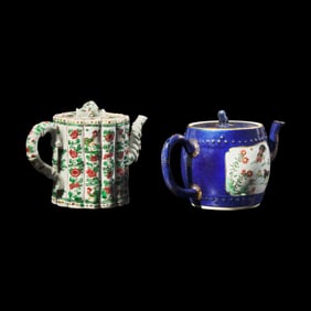 Two Chinese Famille Verte Porcelain Teapots, Kangxi Period 清康熙 五彩
