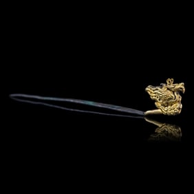 A Chinese Gold and Silver 'Phoenix and Cloud' Hairpin, Zan, Yuan-Ming Dynasty 元-明