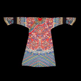 A Chinese Red Ground Kesi Silk Dragon Robe, Jifu, 19th Century 清晚期 紅