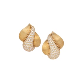 HENRY DUNAY, YELLOW GOLD AND DIAMOND EARRINGS