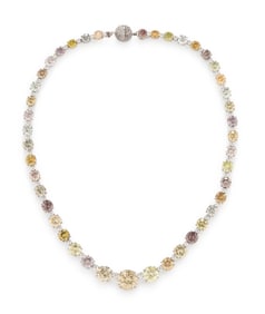 COLORED DIAMOND AND DIAMOND NECKLACE