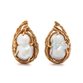 ARTHUR KING, BAROQUE CULTURED PEARL AND GOLD EARRINGS